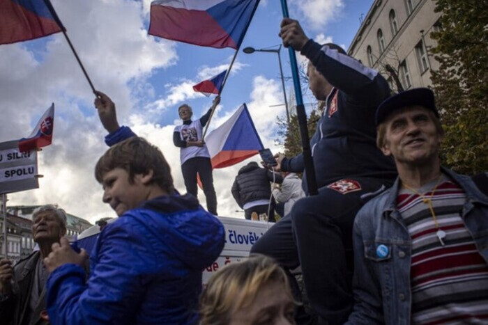 Большинство чехов боятся открыто выражать свое мнение: результаты опроса