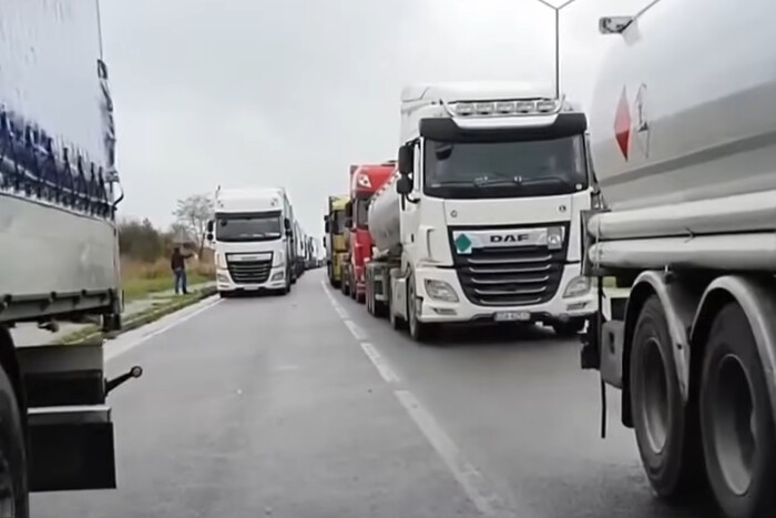 Блокування кордону з Польщею. Асоціація автоперевізників вказала на слід Росії
