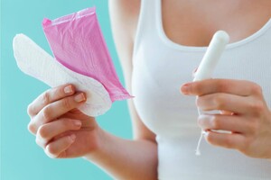 Гетманцев здивувався, чому жінки мають сплачувати все життя ПДВ за товари, потреба в яких «обумовлена самою природою жінки»