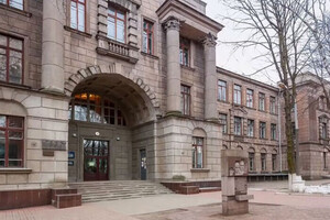 Языковой скандал в медицинском вузе Днепра: Минздрав отреагировал