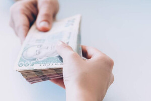 Экс-министр экономики бьет тревогу: украинцы «полезли» в микрокредиты