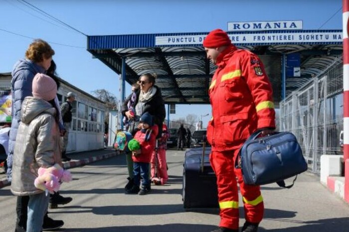 Українські біженці масово виїжджають із однієї з європейських країн