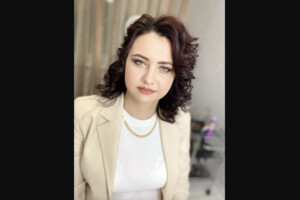 У рідному селі Анну запам’ятали як усміхнену, життєрадісну, небайдужу до людського горя та біди людину