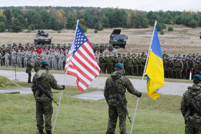 Стало известно, какую выгоду извлекли США от военной помощи Украине