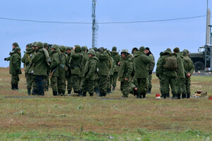 Росія намагається створити нові бойові підрозділи шляхом вербування солдатів із країн Центральної Азії