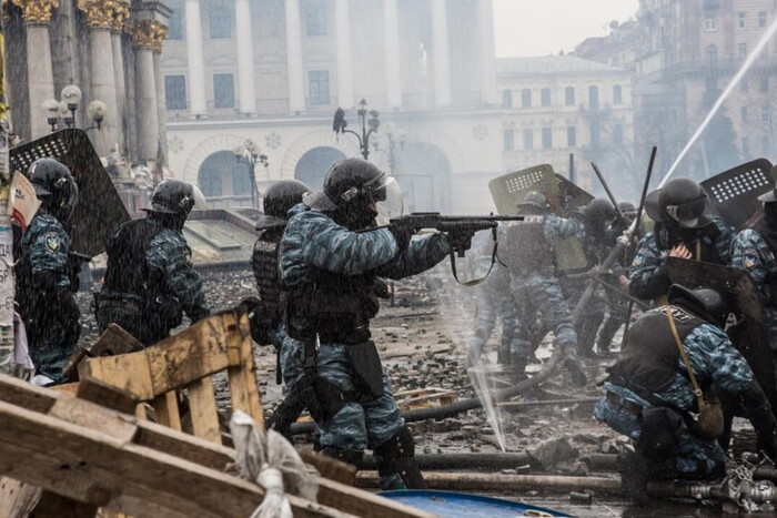 Во время расстрелов майдановцев Янукович постоянно звонил Путину: результаты расследования