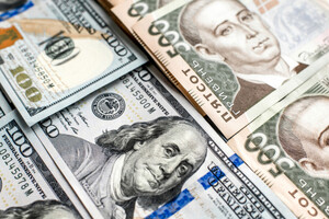 НБУ отменил ограничения на продажу наличной валюты населению