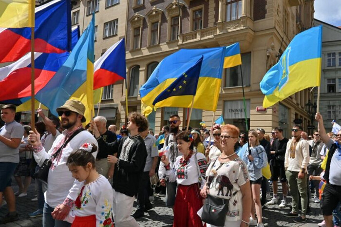 Чехія продовжила тимчасовий захист для українських біженців