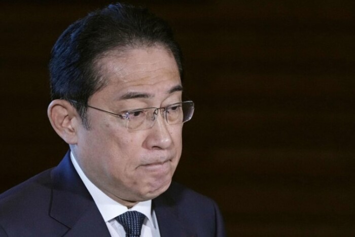 Прем'єр-міністр Японії може втратити посаду через скандал – ЗМІ