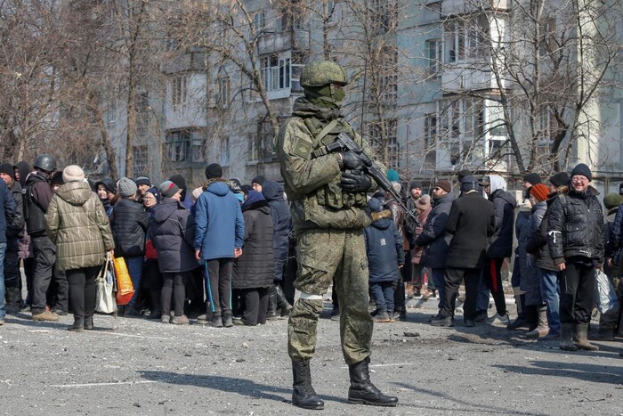 Росіяни оголосили евакуацію цивільних з окупованої Нової Каховки