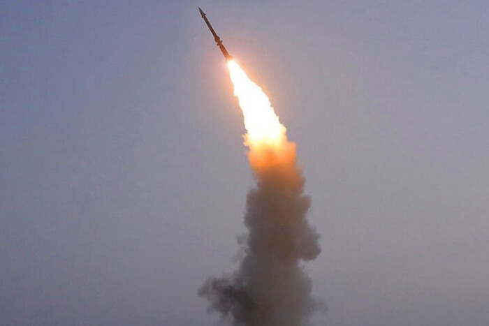 РФ атаковала Украину почти двумя десятками ракет: есть попадания