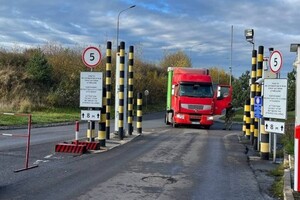 Словаччина відновлює блокаду кордону з Україною