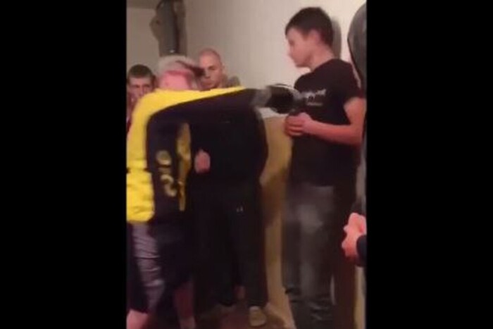 На Львівщині студенти училища влаштували жорстоку «посвяту» першокурсникам (відео)