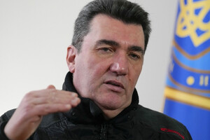 По словам Данилова, этот вопрос сейчас комплексно разрабатывается