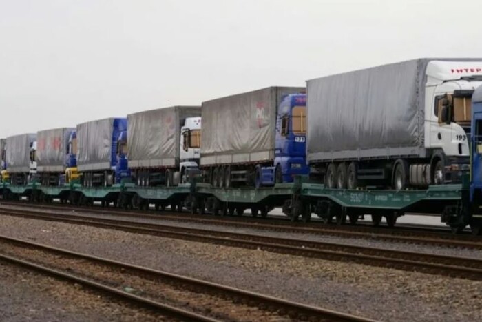 Рух вантажівок залізницею: розвідка розкрила деталі домовленостей між Україною та Польщею