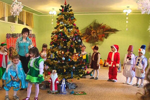 Минобразования сообщило, будут ли в школах новогодние утренники