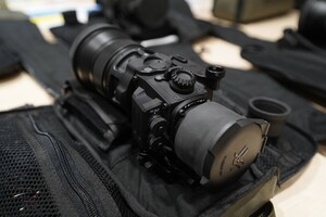 «Такі є тільки у НАТО і України»: «Метінвест» передав ГУР тепловізійні приціли