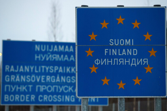 Финляндия массово отказывает в помощи беженцам, которые уезжают из России
