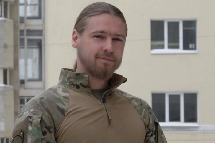 Поліція Фінляндії вимагає заарештувати неонациста Петровського за злочини в Україні