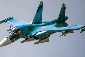 Масса Су-34 с заряженной пушкой и экипажем достигает 22,5 тонн