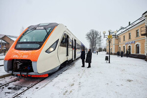 «Укрзалізниця» запустить додатковий поїзд зі Львова перед святами