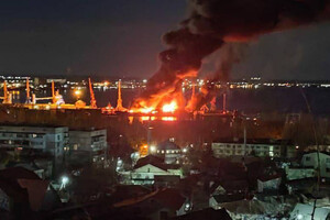 В Крыму ВСУ уничтожили вражеский десантный корабль, который вез «Шахеды» из Ирана