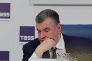 Кандидат у президенти РФ заснув під час засідання своєї партії