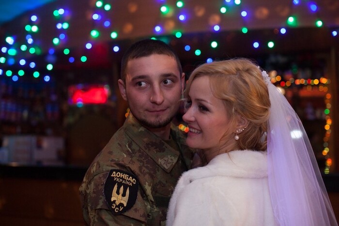 Повінчався з коханою на фронті. Згадаймо Вадима Кутового, який захищав Україну з 2014-го