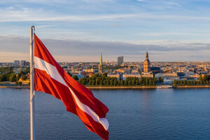 Одна из стран Европы планирует депортировать более 1200 россиян