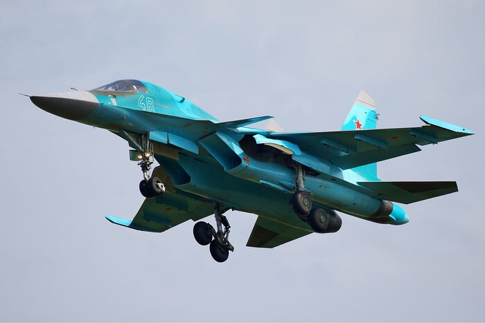 Окупанти відновили застосування винищувачів Су-34