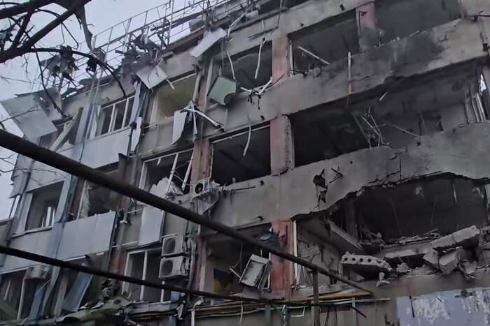 Уночі «Шахеди» вдарили по Херсону: є влучання (відео)