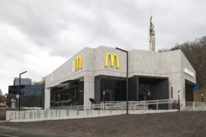 McDonald's відкрив новий ресторан у Києві: чим цікаве місце розташування закладу