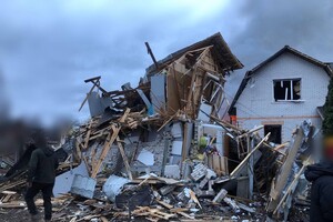 Поліція Київщини показала наслідки ракетного обстрілу РФ (фото)