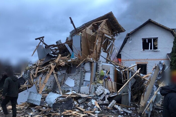На Київщині зросла кількість пошкоджених через ракетний удар будинків