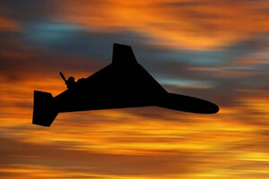 Ворожі дрони рухаюся з півдня