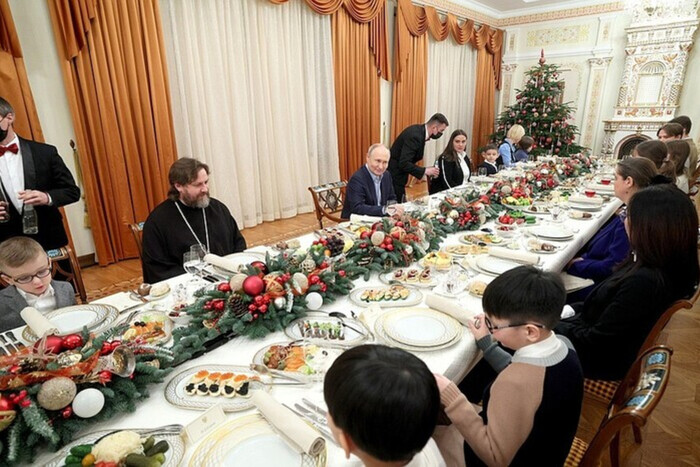 Як Кремль відбирав сім’ї вбитих в Україні росіян на різдвяну зустріч з Путіним: аналіз ISW