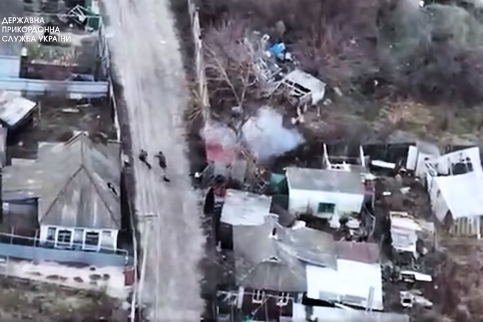 Українські військові вдарили по окупантах, які ховалися в житлових будинках українців