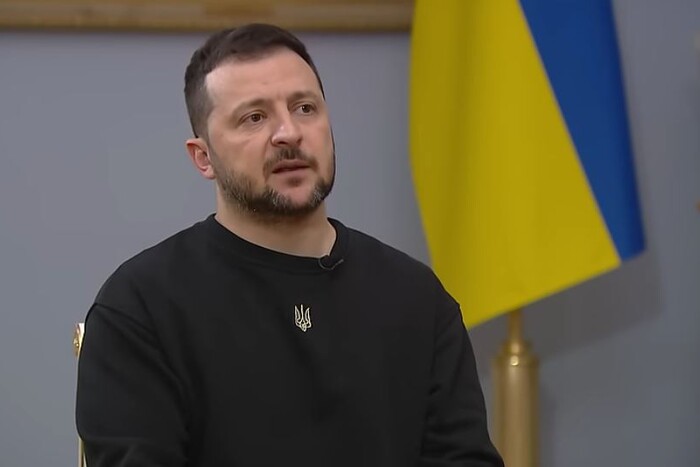 Зеленський пояснив, чому чоловіки мобілізаційного віку мають перебувати в Україні
