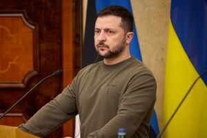Зеленский объяснил, почему мужчины мобилизационного возраста должны находиться в Украине