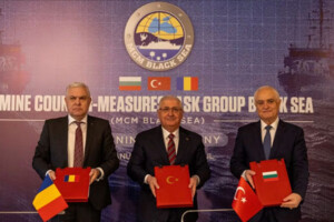 Три країни-члени НАТО домовилися розміновувати Чорне море