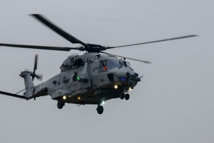 Австралія утилізує військові гелікоптери, які просила Україна
