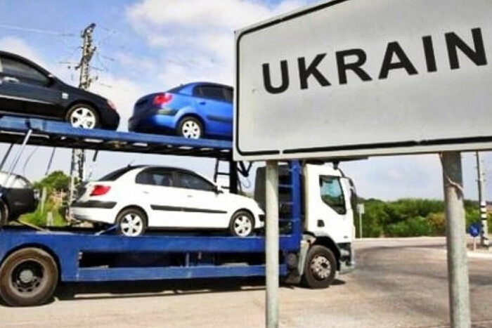 В Україні у 2023 році значно знизився імпорт авто: несподівані цифри