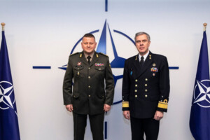 Залужний провів розмову з главою Військового комітету НАТО