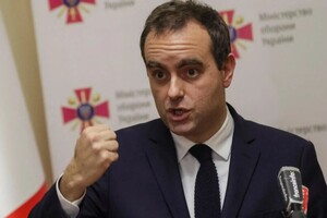 Міністр оборони Франції Лекорню заявив, що з січня 2024 року Франція буде надавати Україні близько 50 авіабомб