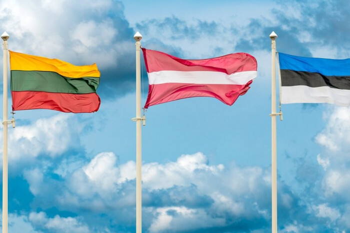 Балтійські країни створять оборонну зону на кордоні з РФ та Білоруссю