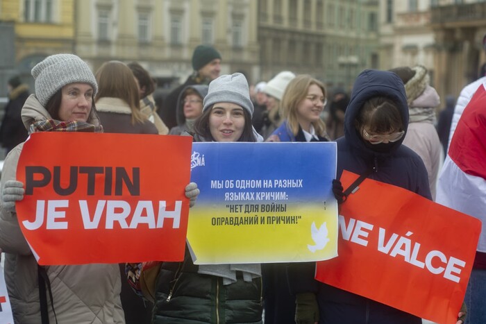 «Росія без Путіна». У десятках країн світу пройшли мітинги (фото)