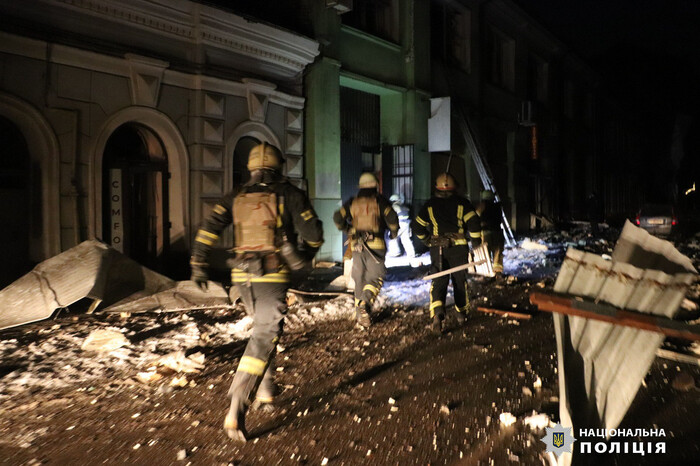 Атака на Харків: пошкоджено житлові будинки й наукову установу (фото, відео)