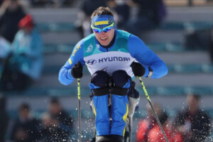 Чемпіон XІІ зимових Паралімпійських ігор з лижних перегонів Максим Яровий