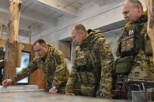 Командувач Сухопутних військ ЗСУ відвідав райони ведення бойових дій