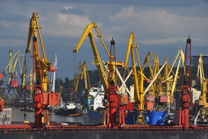 Інтенсивний експорт допоможе зміцнити валютний курс та навіть вплине на зростання ВВП України